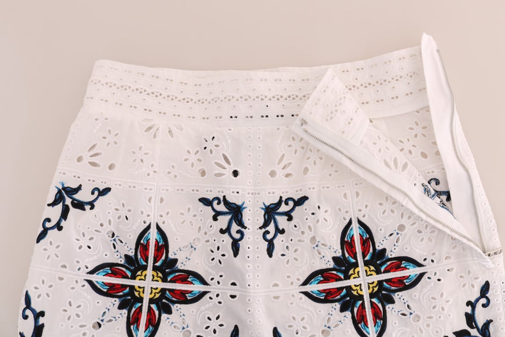 Pantalon capri Dolce & Gabbana Mulicolor Majolica avec découpes et motif coloré, confection en tissu léger, vue de face.
