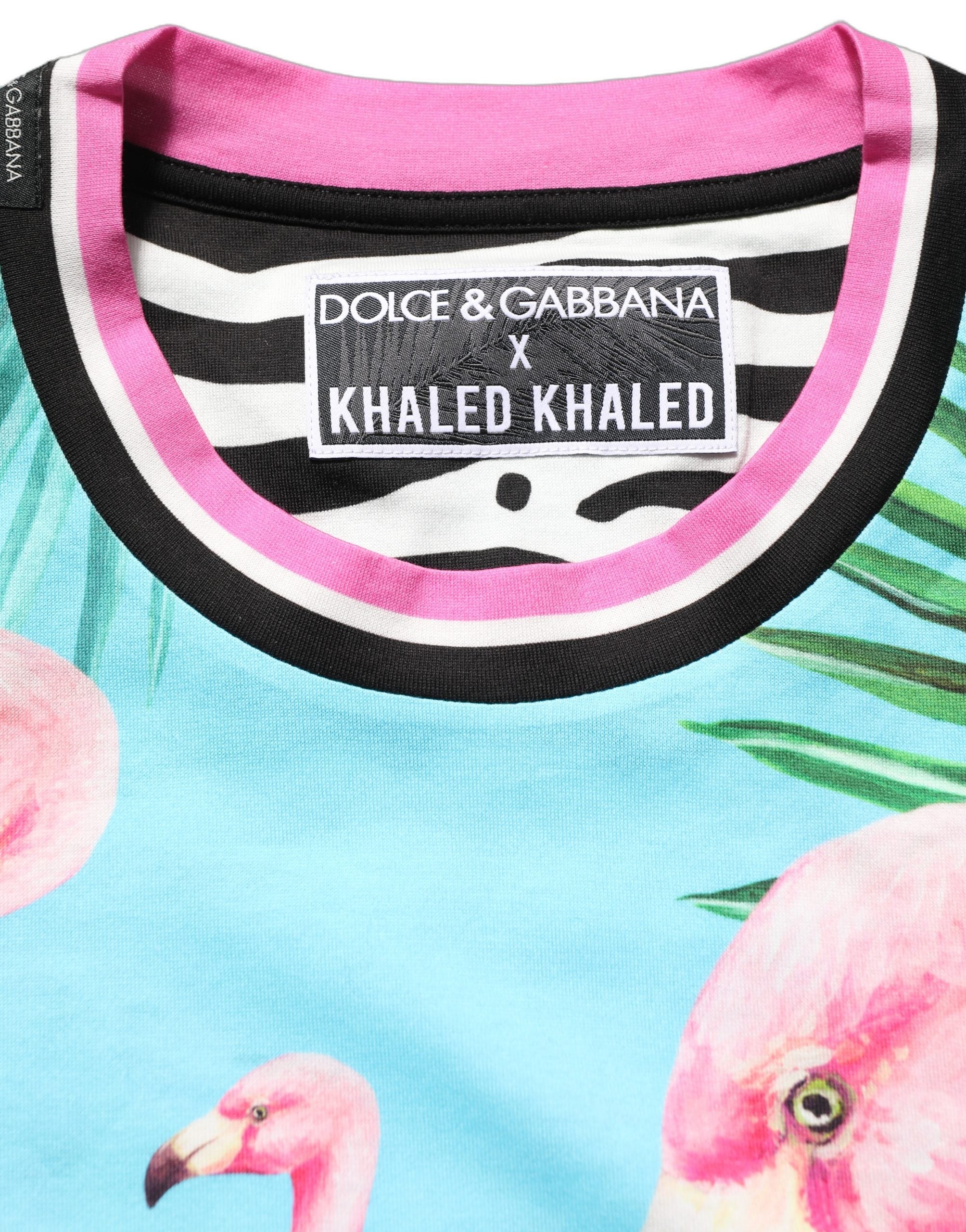 T-shirt Dolce & Gabbana multicolore avec motif flamant rose et rayures zèbre, détails de finition colorés.
