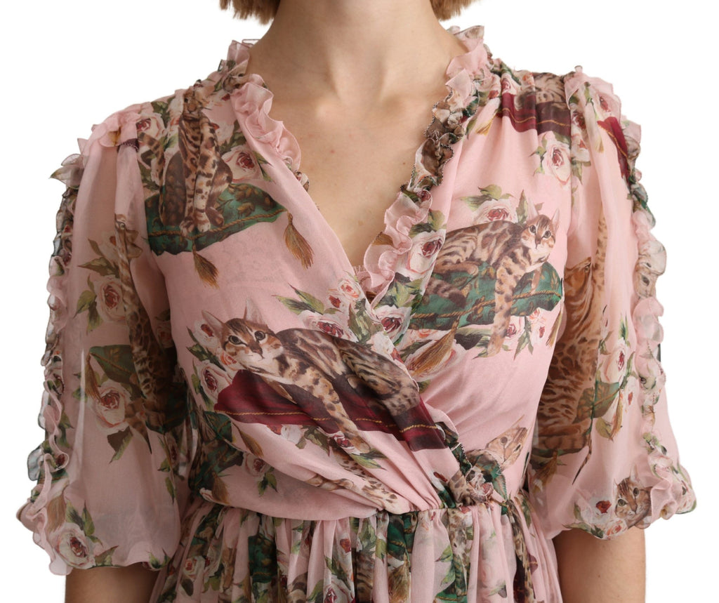 Robe longue en soie rose Dolce & Gabbana avec imprimé Bengal chat, style en A-line, élégante et sophistiquée.