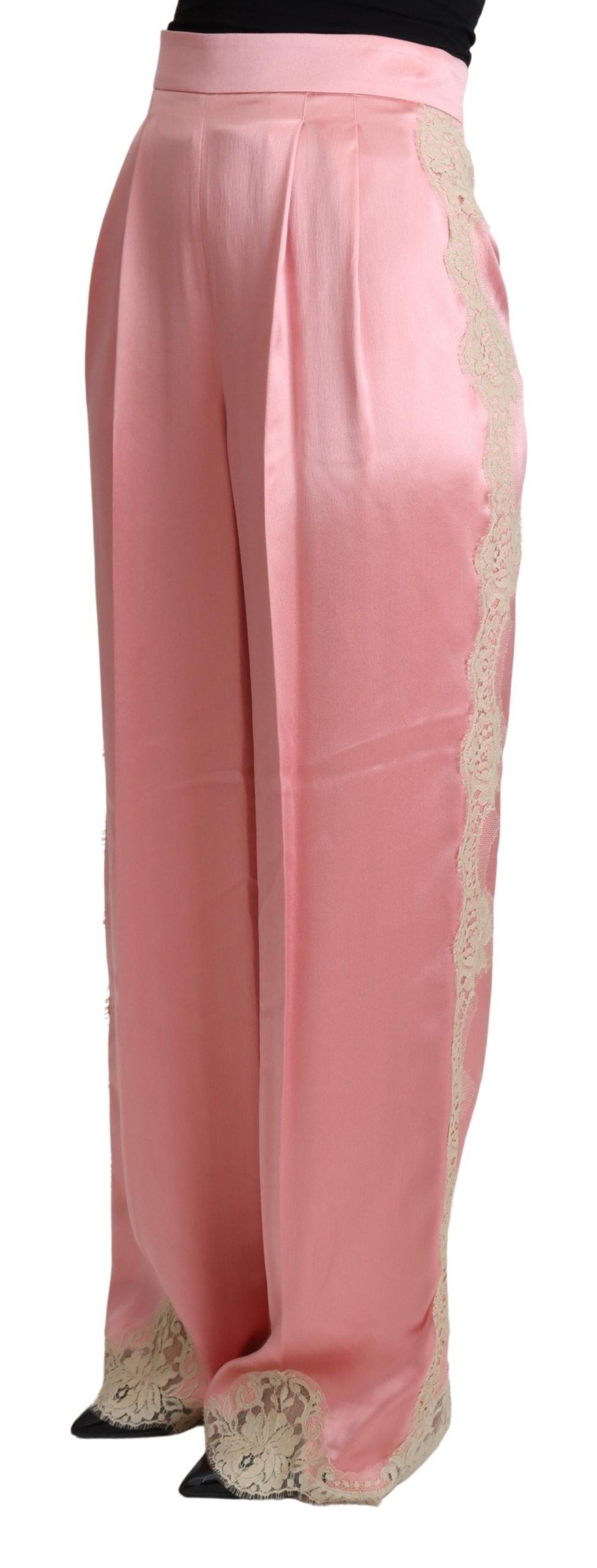 Pantalons en satin de soie rose à jambes larges avec dentelle en dentelle Dolce & Gabbana, style élégant et sophistiqué.
