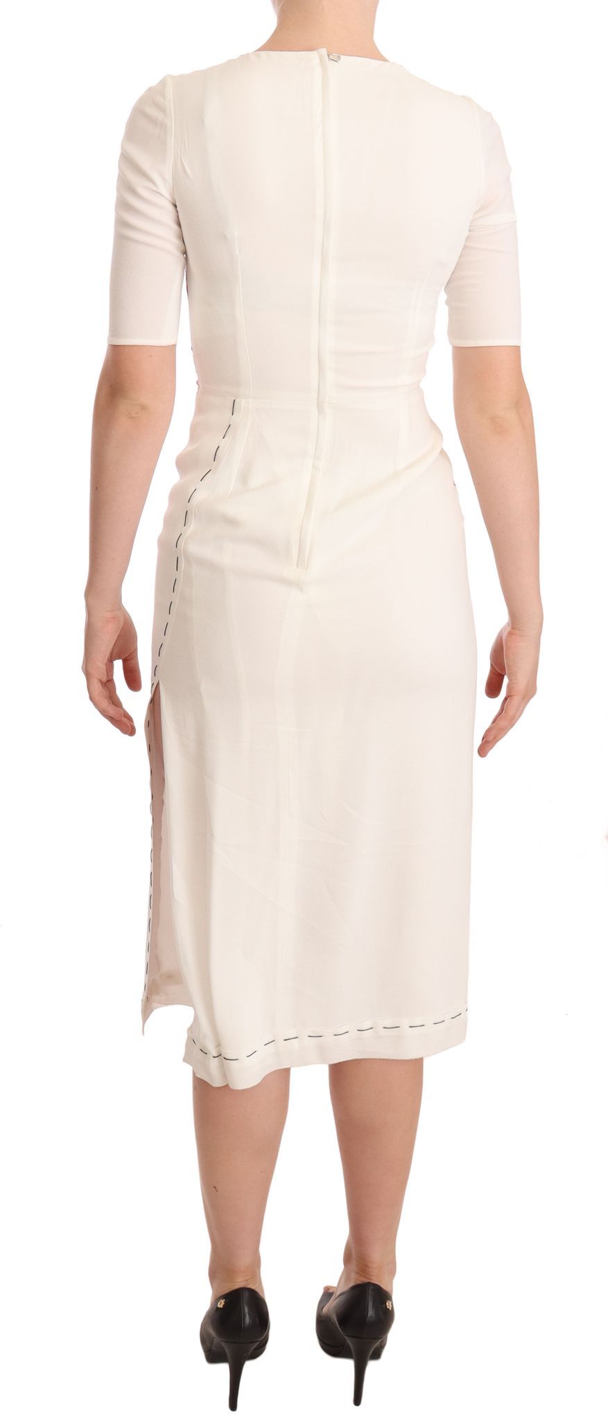 Robe midi blanche Dolce & Gabbana en crêpe avec imprimé floral et fente élégante.