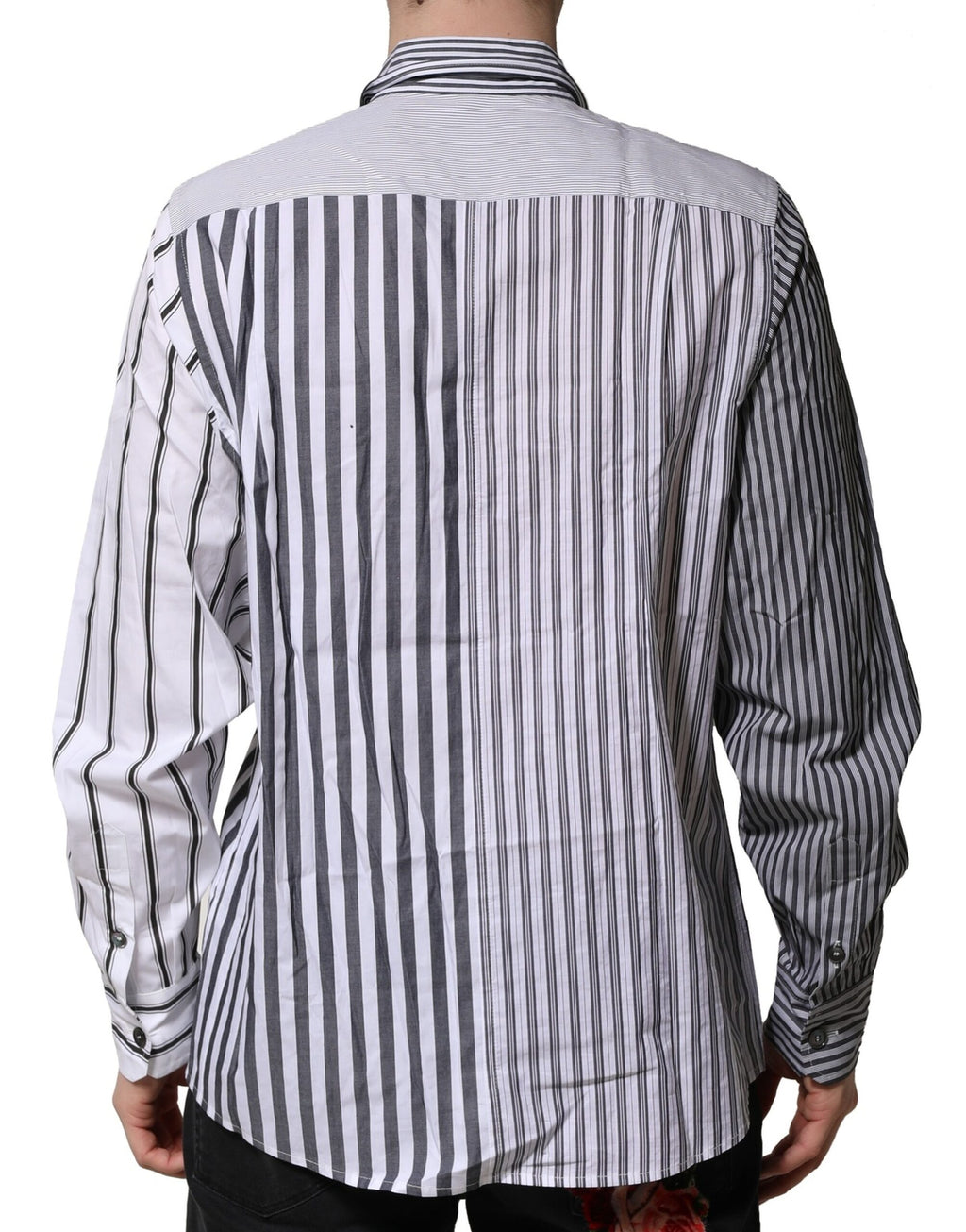 Chemise homme blanche et grise à rayures en coton Dolce & Gabbana, style décontracté et élégant.