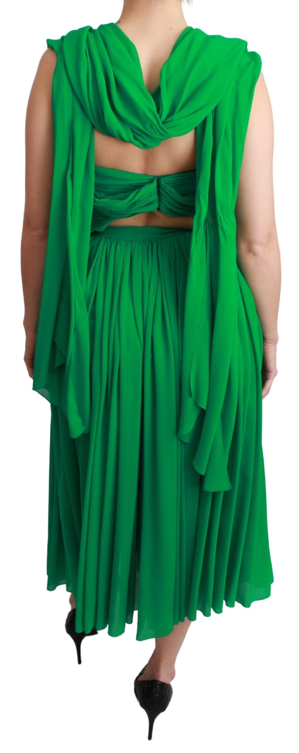 Robe longue sans manches en soie verte de Dolce & Gabbana avec plis, style maxi, élégante et fluide.