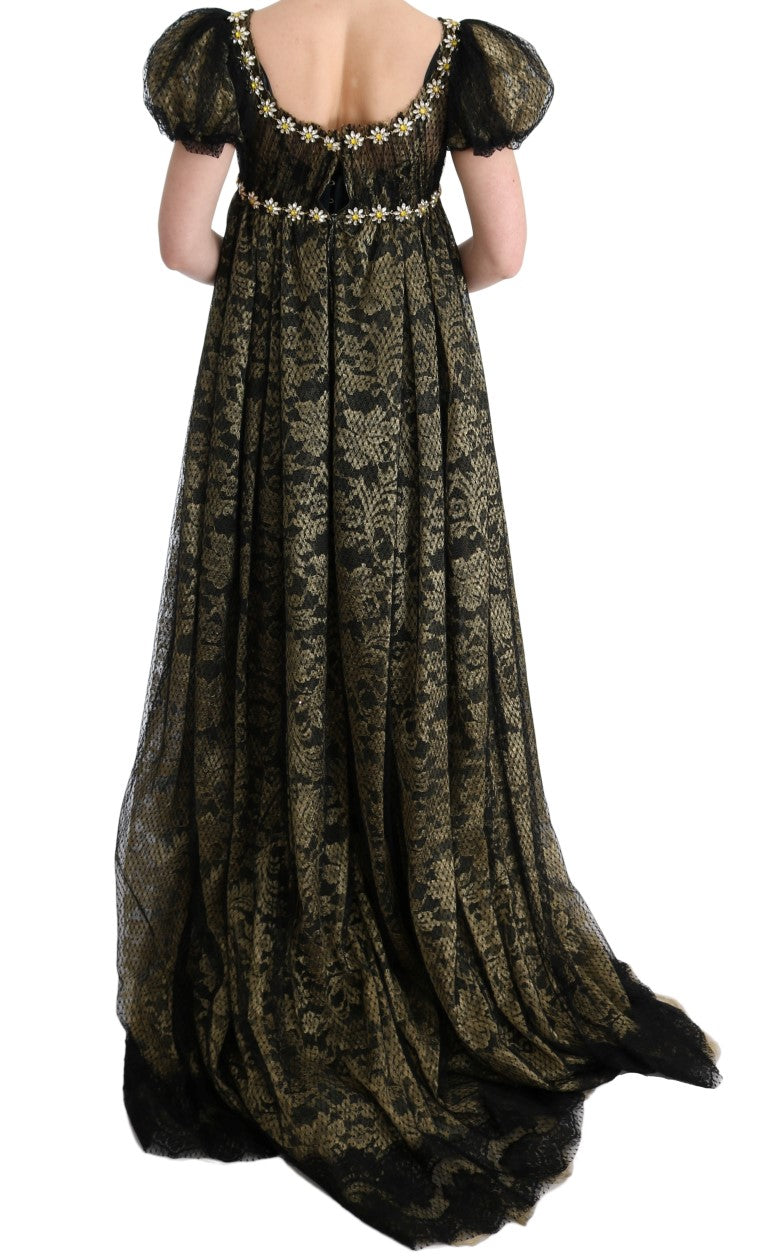 Robe droite en dentelle noire et jaune avec cristaux, de la marque Dolce & Gabbana, vue sur le mannequin.