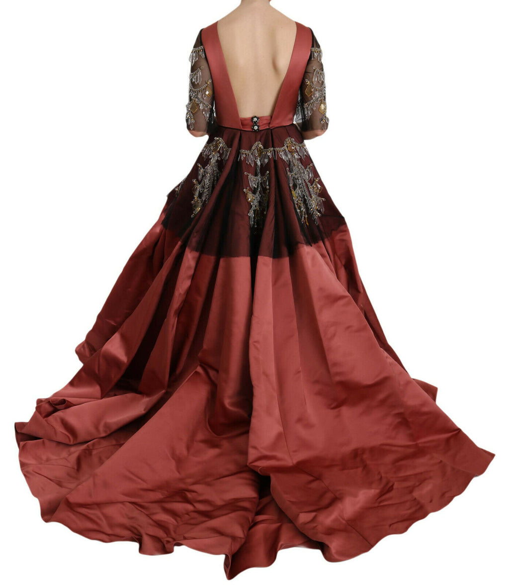 Robe de princesse en soie Dolce & Gabbana, satin brillant avec cristaux, élégante et sophistiquée.