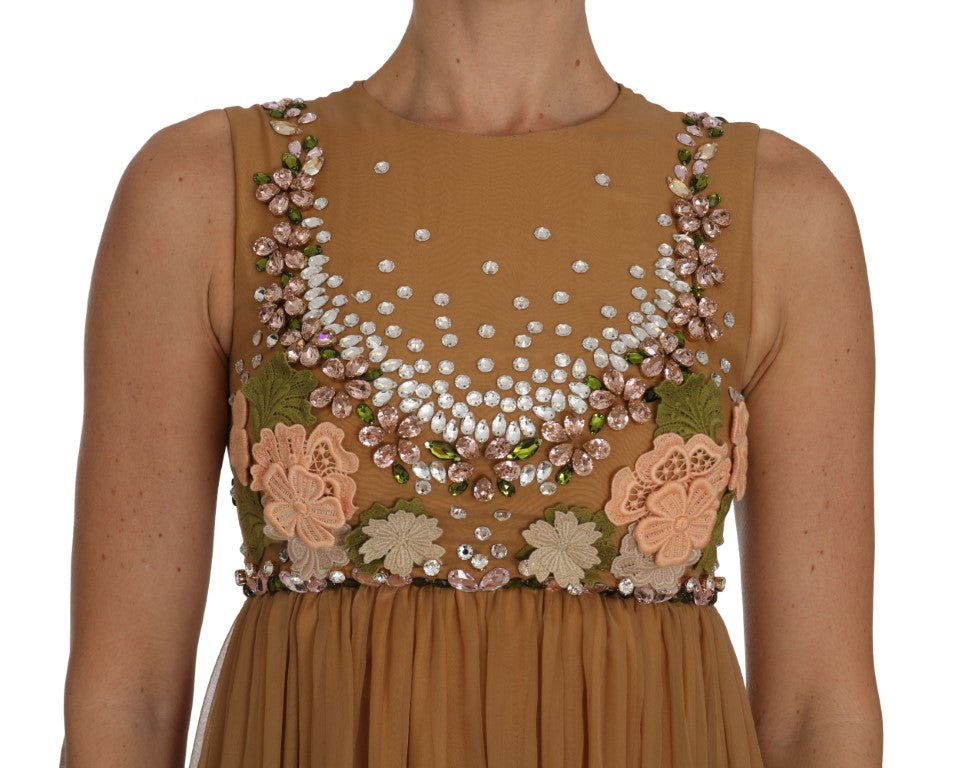 Robe longue en soie dorée et cristaux Dolce & Gabbana, coupe évasée A-line, élégante et sophistiquée.