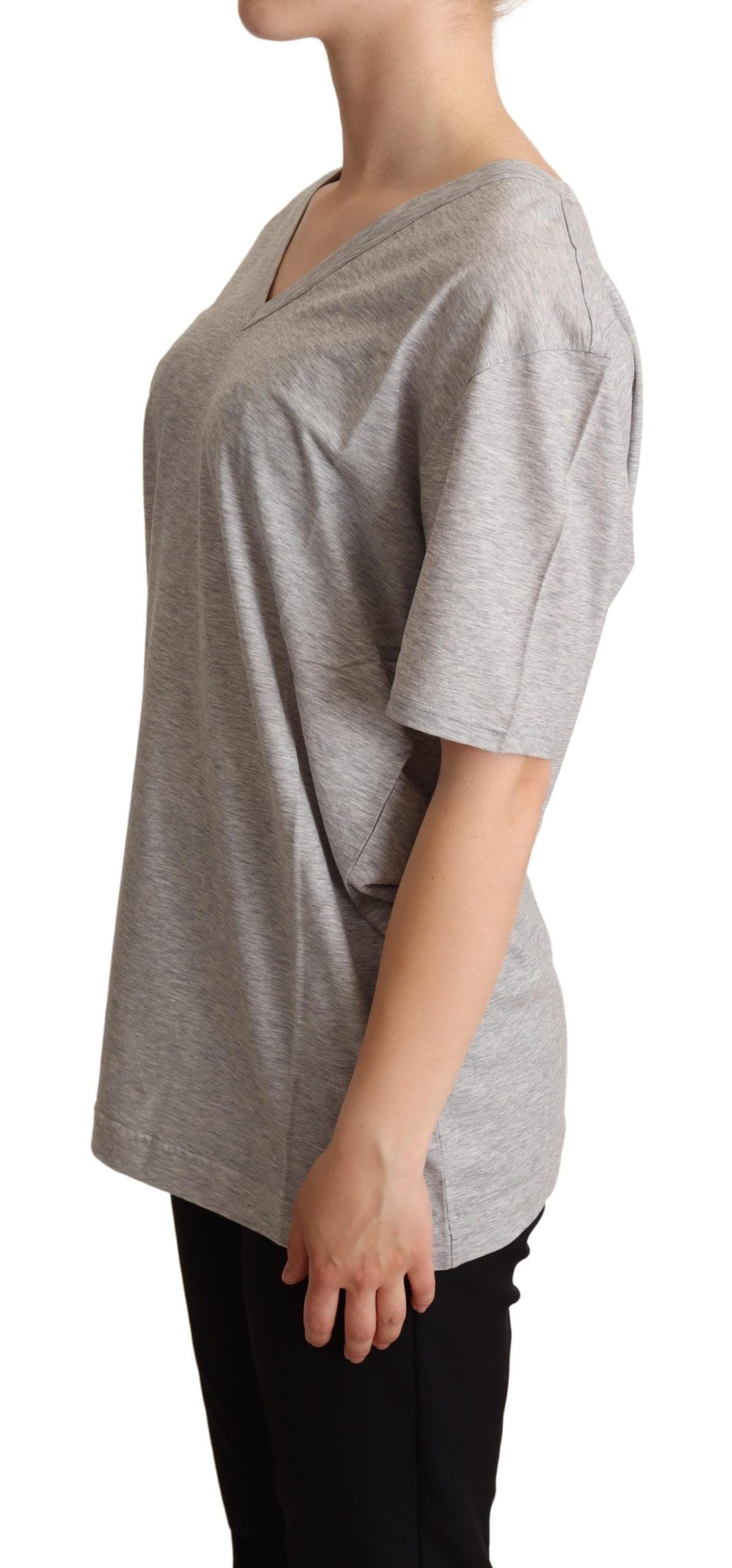 T-shirt gris en coton 100 % à col en V de Dolce & Gabbana, style élégant et confortable pour homme.