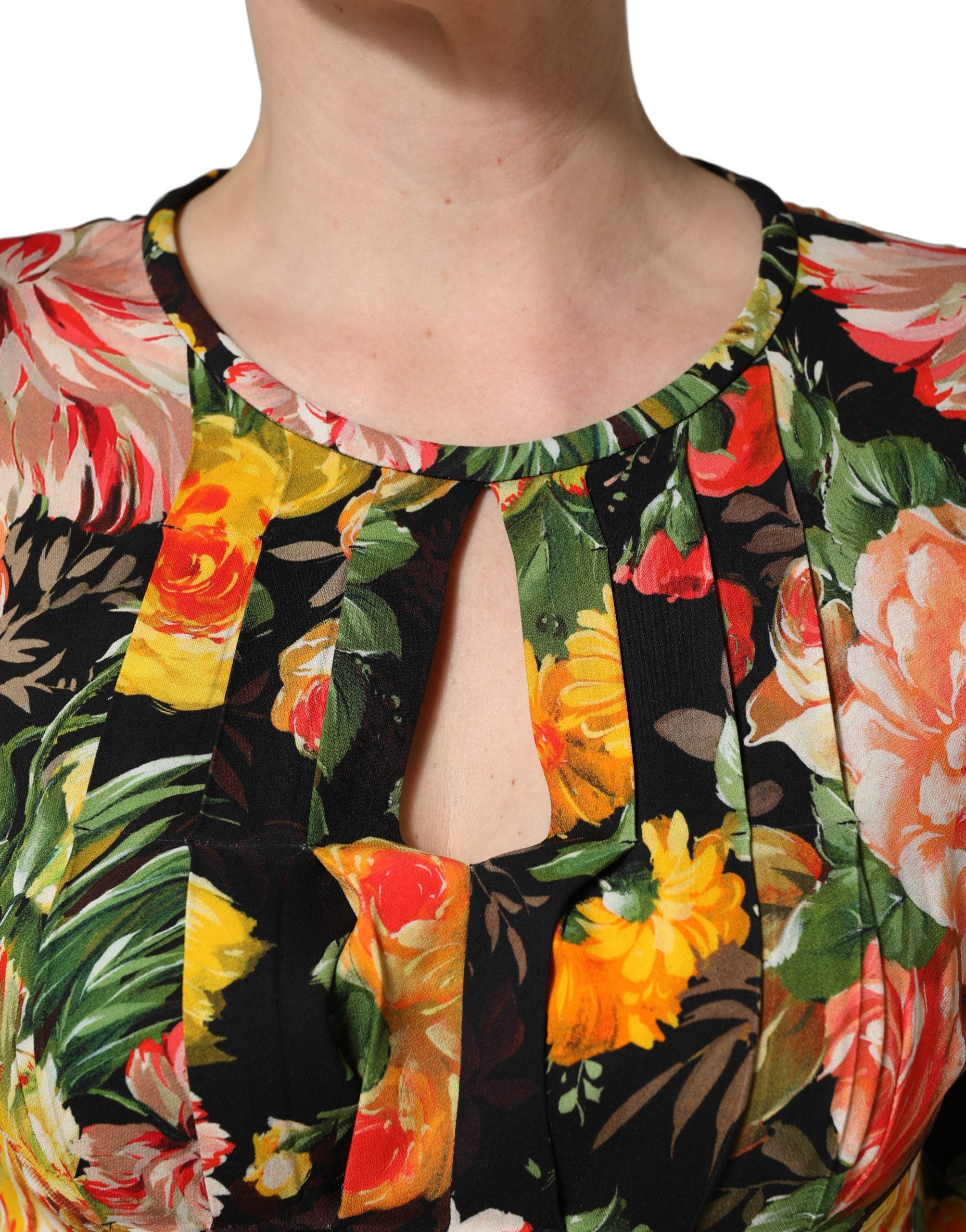 Robe longue midi Dolce & Gabbana à manches longues avec imprimé floral multicolore, style élégant et sophistiqué.