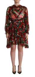 Robe longue en soie multicolore rouge à fleurs de Dolce & Gabbana, style maxi élégant et floral, vue de face.