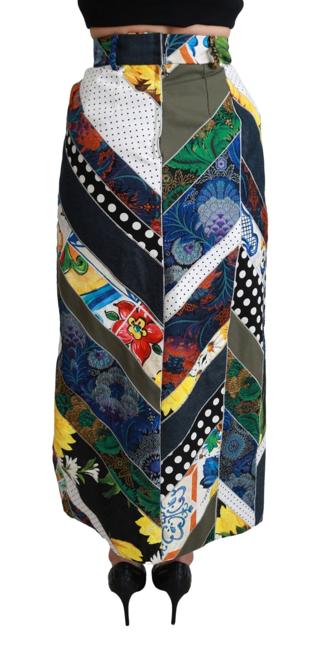 Jupe longue à taille haute en soie multicolore à motifs géométriques, de la marque Dolce & Gabbana.