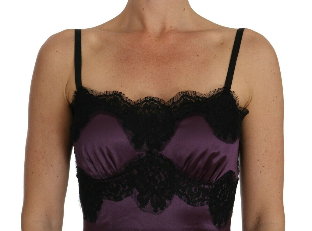 Robe Dolce & Gabbana en soie violette et noire, coupe évasée, avec dentelle stretch élégante et détails raffinés.
