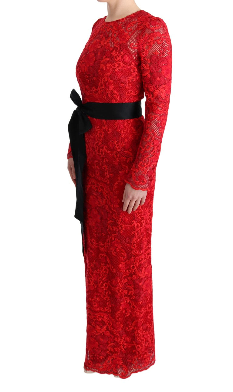 Robe longue Dolce & Gabbana à fleurs rouges, coupe ajustée, en dentelle ricamo élégante, pour femme.