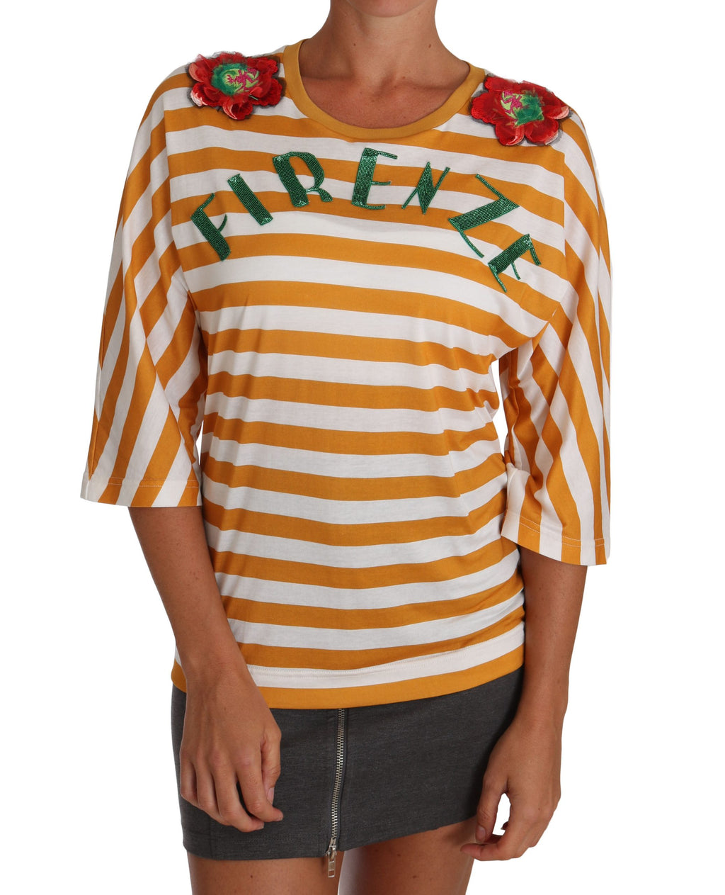 T-shirt blanc Dolce & Gabbana avec motif orange FIRENZE, vue de face sur un mannequin.