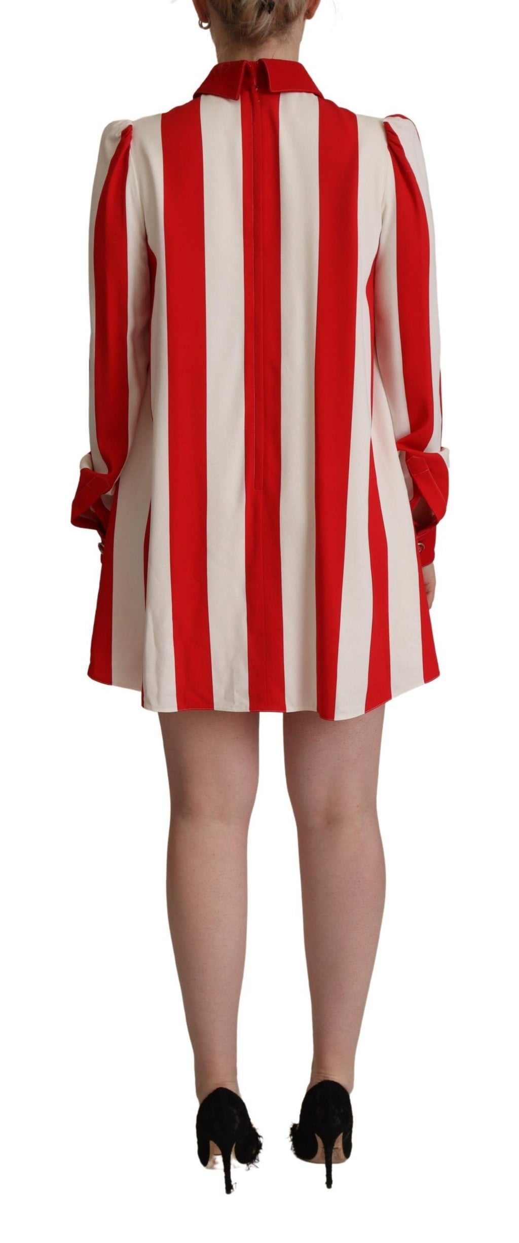 Robe courte blanche et rouge Dolce & Gabbana en tissu stretch, mini robe chemise élégante et ajustée.