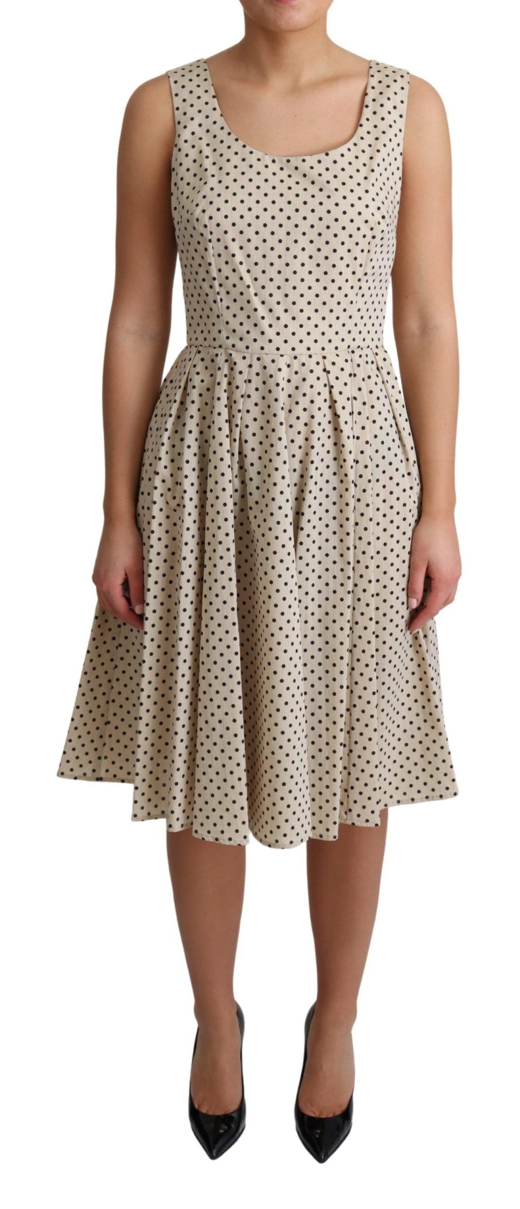 Robe beige à pois en coton de style A-line par Dolce & Gabbana, élégante et légère, avec motif à pois.