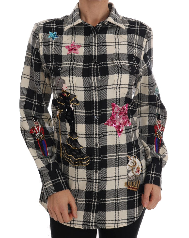 Chemise Dolce & Gabbana noire et blanche avec cristaux et motif conte de fées, détails élégants et sophistiqués.