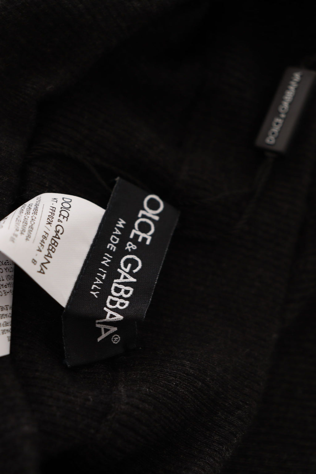 Collants en cachemire gris de Dolce & Gabbana, chaussettes ou bas élégants pour femmes.