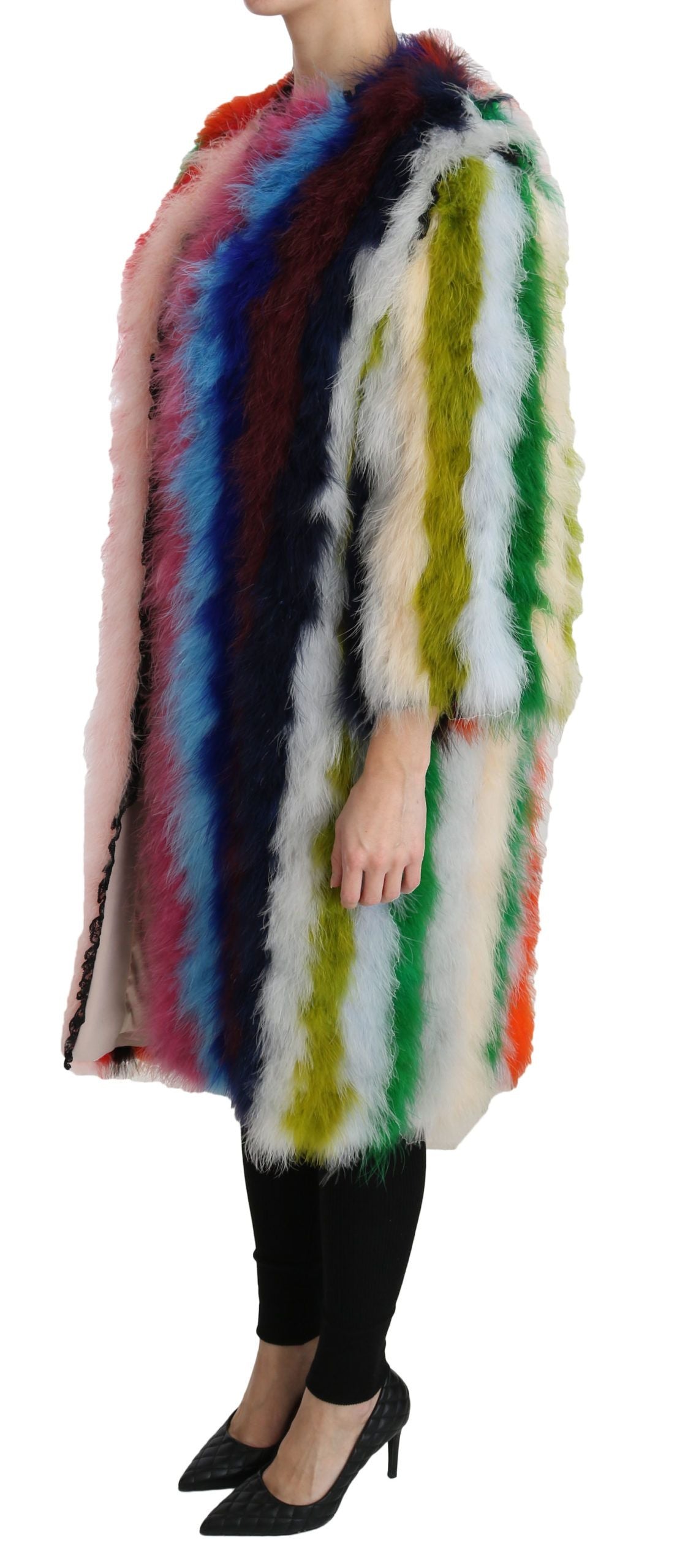 cape en fourrure à plumes de dinde multicolores de Dolce & Gabbana, manteau élégant avec détails colorés et luxueux