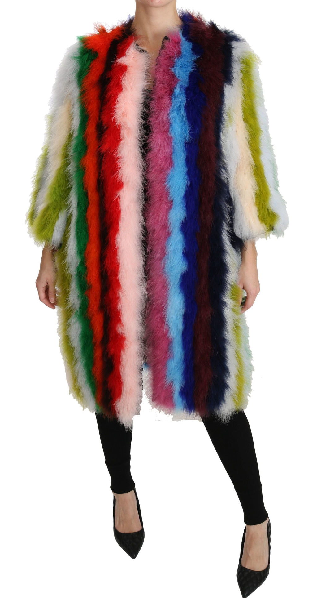 Manteau en fourrure avec cape en plumes de dinde multicolores Dolce & Gabbana, détail élégant et coloré.