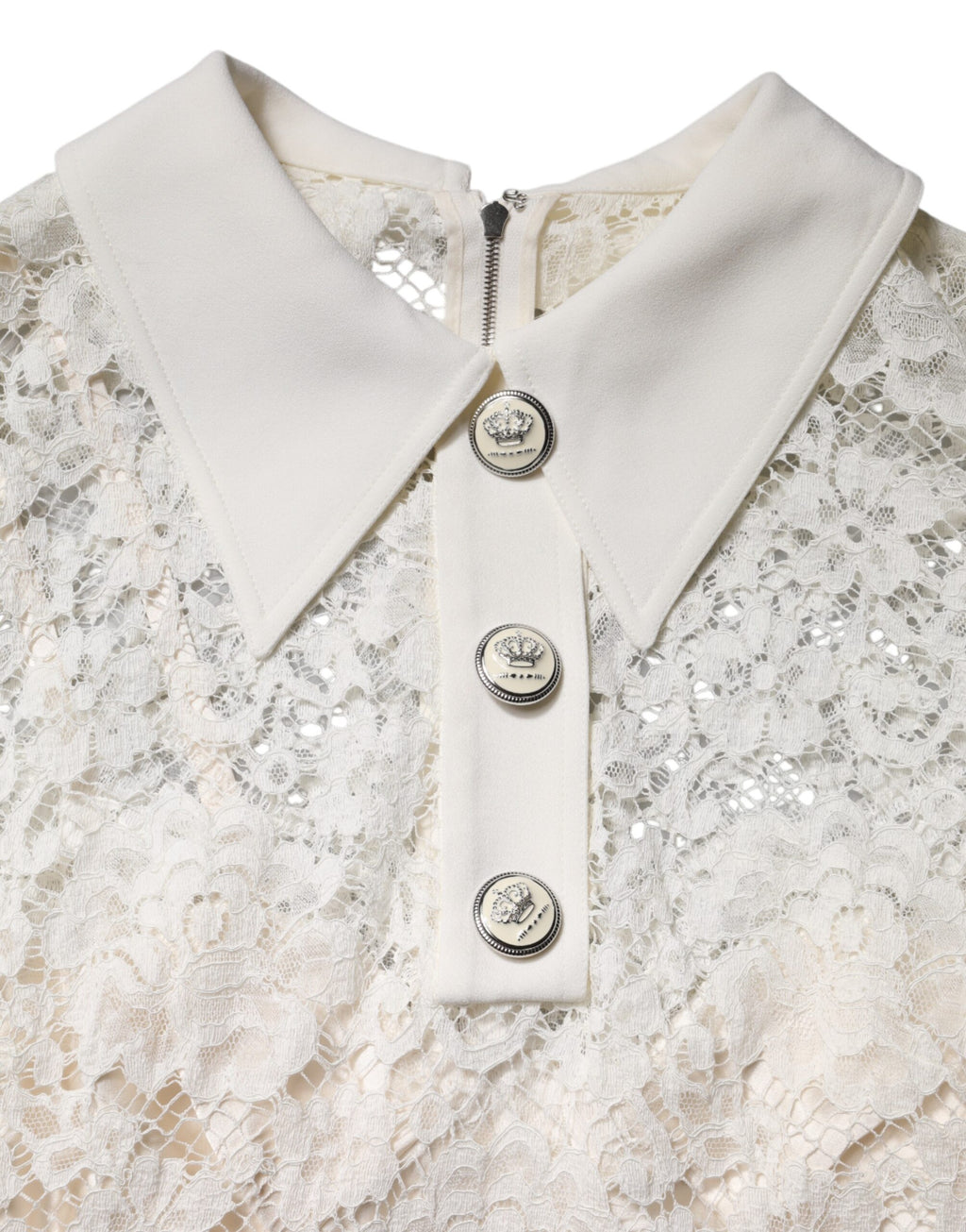Robe longue blanche à manches longues en dentelle florale de Dolce & Gabbana, style en ligne A.