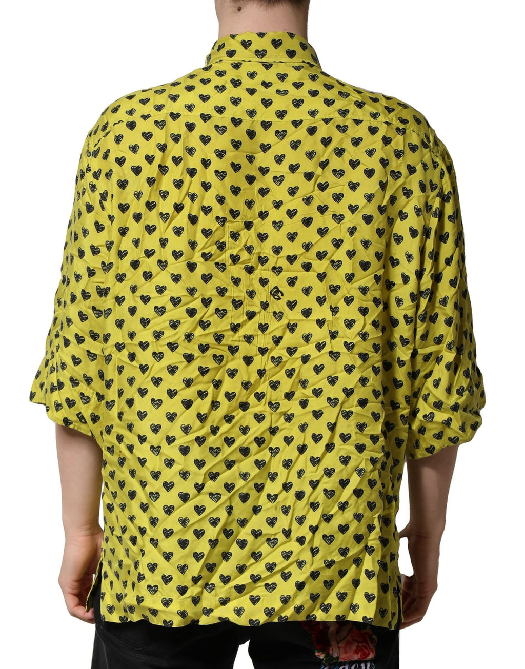 Chemise homme Dolce & Gabbana à manches courtes jaunes avec motif cœur, style décontracté et élégant.