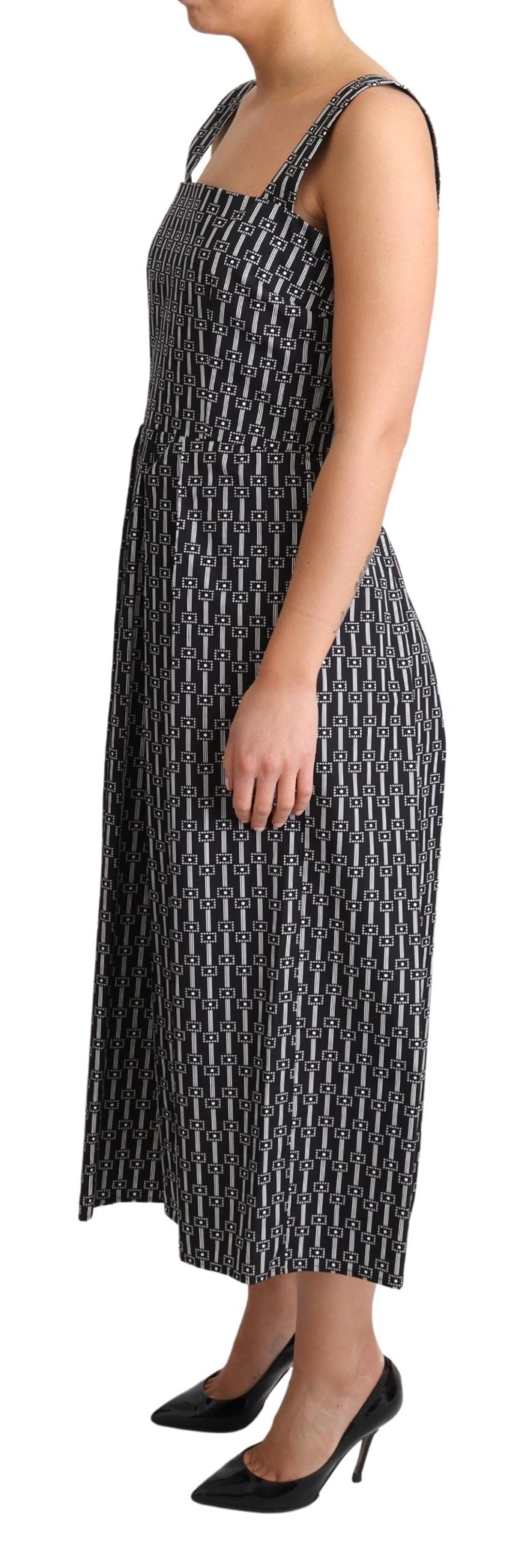 Robe trapèze en coton noir et blanc avec motif Dolce & Gabbana, style élégant et moderne.