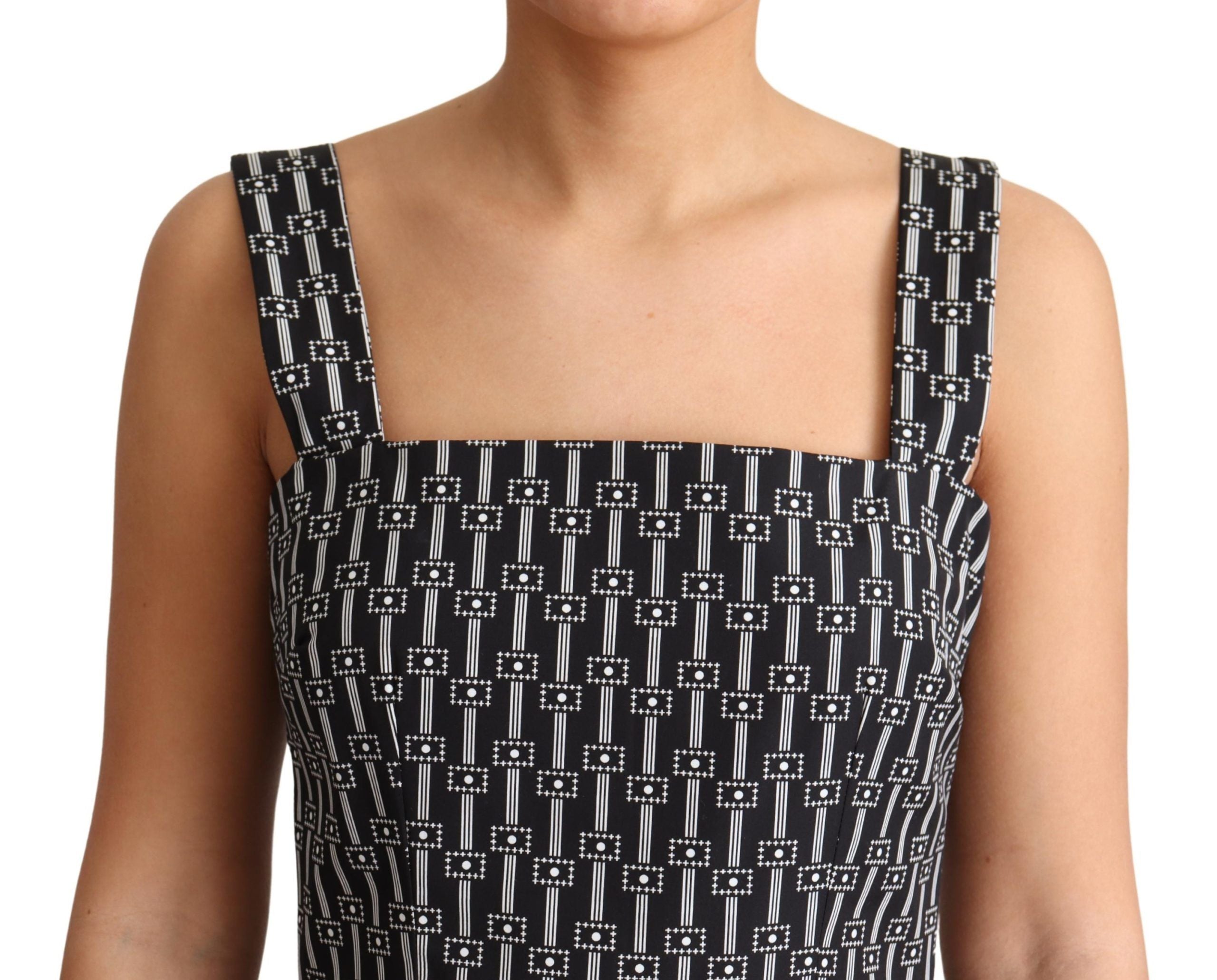 Robe en coton à motif noir et blanc de Dolce & Gabbana, coupe évasée et élégante, pour femme.