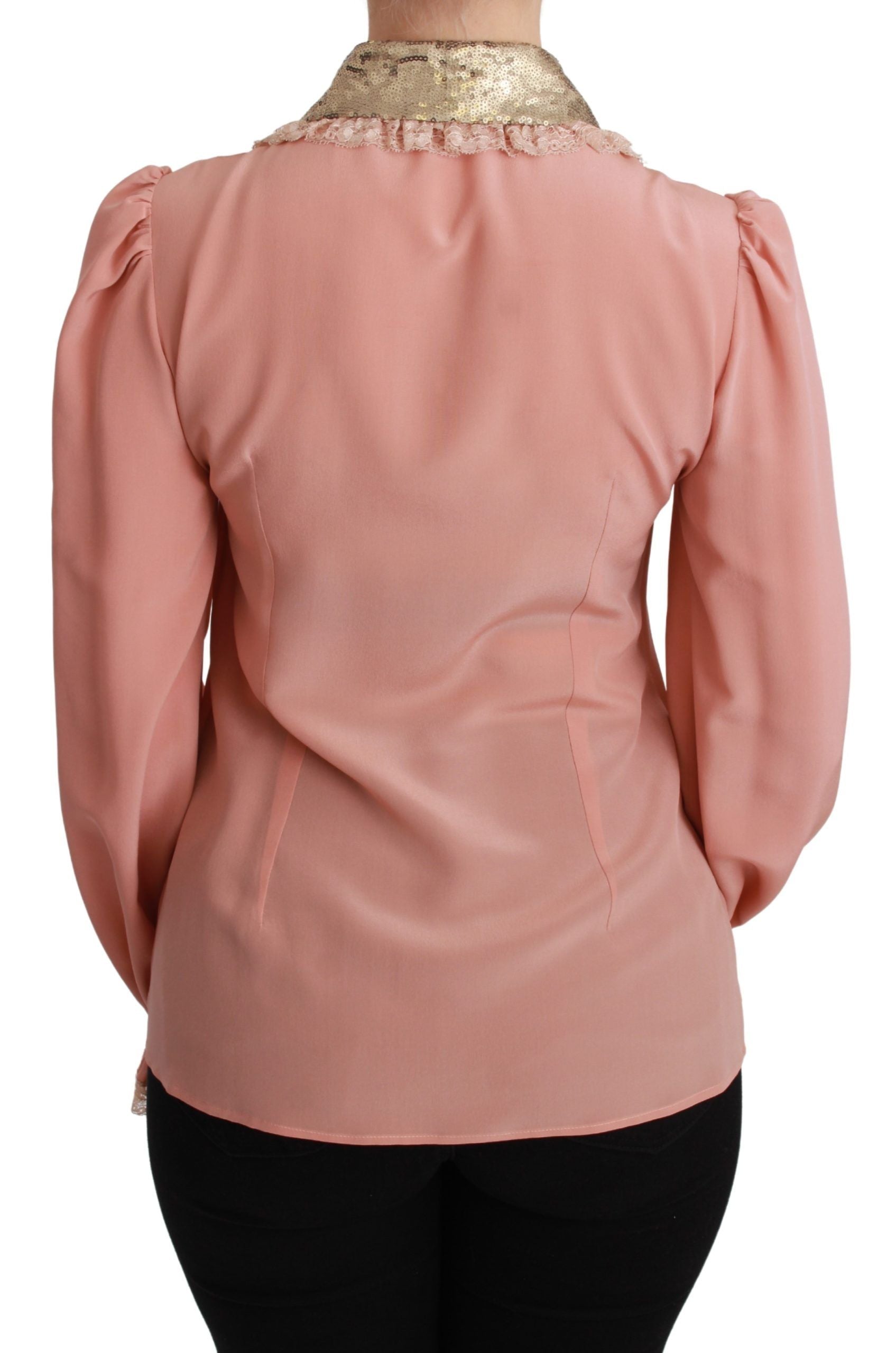 Chemise en soie rose Dolce & Gabbana avec sequins dorés et détails en dentelle, élégante blouse à la mode.