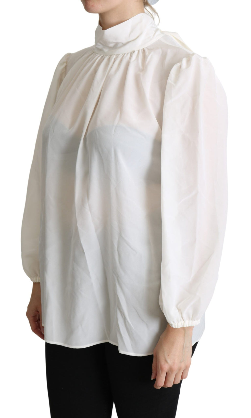 Chemise Dolce & Gabbana en soie blanche avec nœud papillon à manches longues, élégante et sophistiquée.