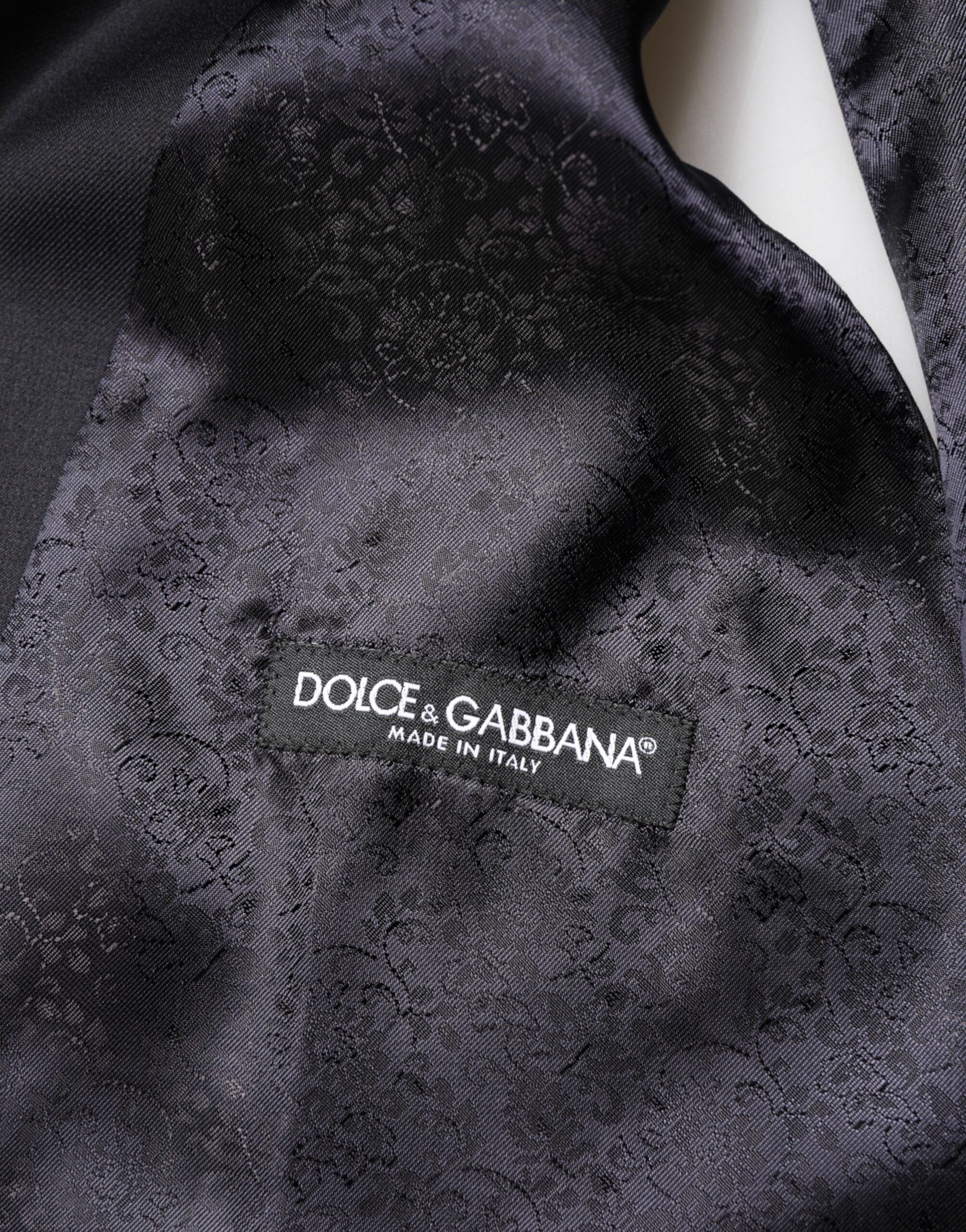 Costume homme en laine bleue Dolce & Gabbana à trois pièces, veste croisée à boutonnières simples et pantalon assorti.