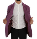 Veste blazer slim fit en cachemire violet de Dolce & Gabbana, élégante et sophistiquée, portée sur un mannequin.