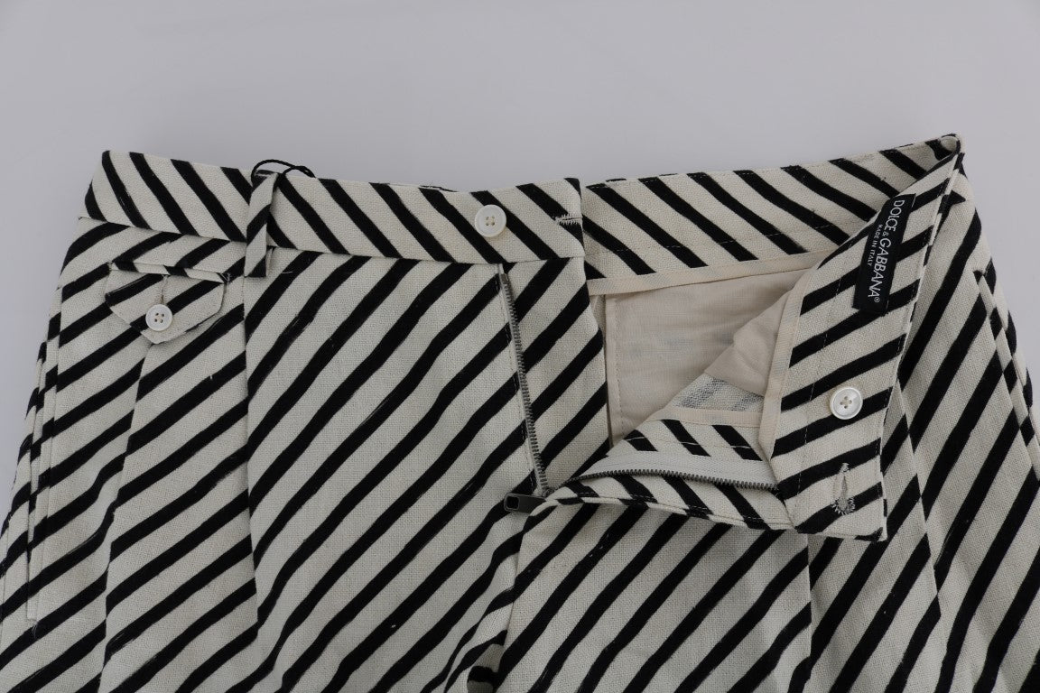 Shorts décontractés en chanvre noir et blanc de Dolce & Gabbana, style casual avec rayures élégantes.