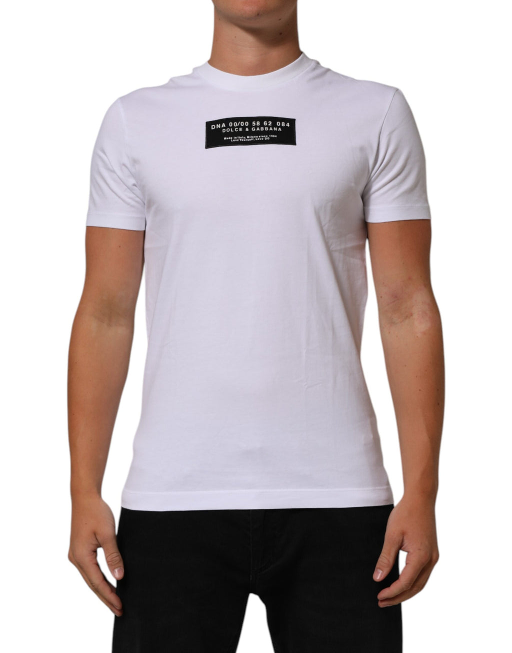 T-shirt homme blanc Dolce & Gabbana en coton avec logo imprimé, col rond et style décontracté.