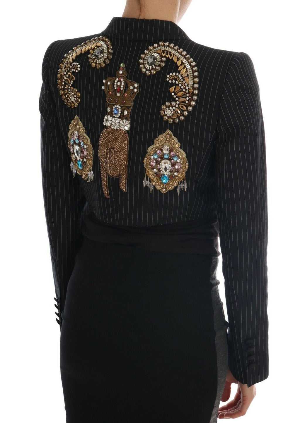 Veste blazer noire Dolce & Gabbana avec cristaux, style conte de fées, détails élégants et sophistiqués.