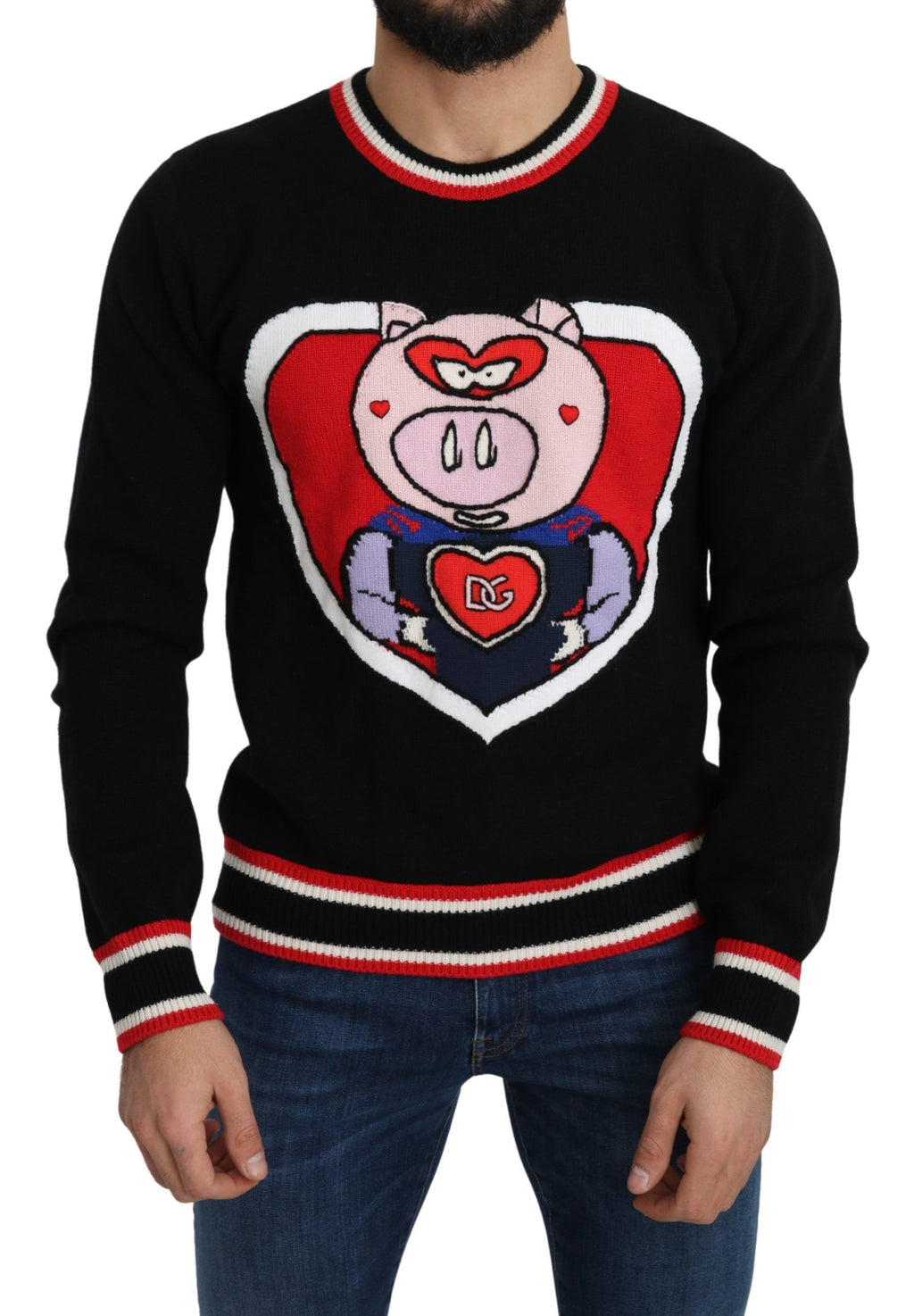 Pull Dolce & Gabbana en cachemire noir avec motif de cochon du Pullover de l'année, détails visibles en image.