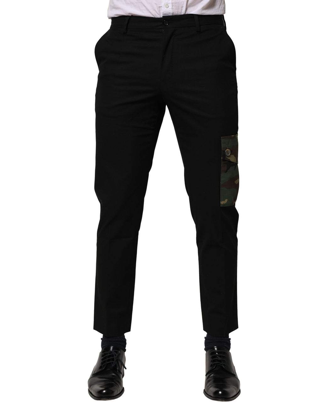 Pantalon cargo noir pour homme de Dolce & Gabbana en coton, vue de face, avec poches latérales et coupe décontractée.