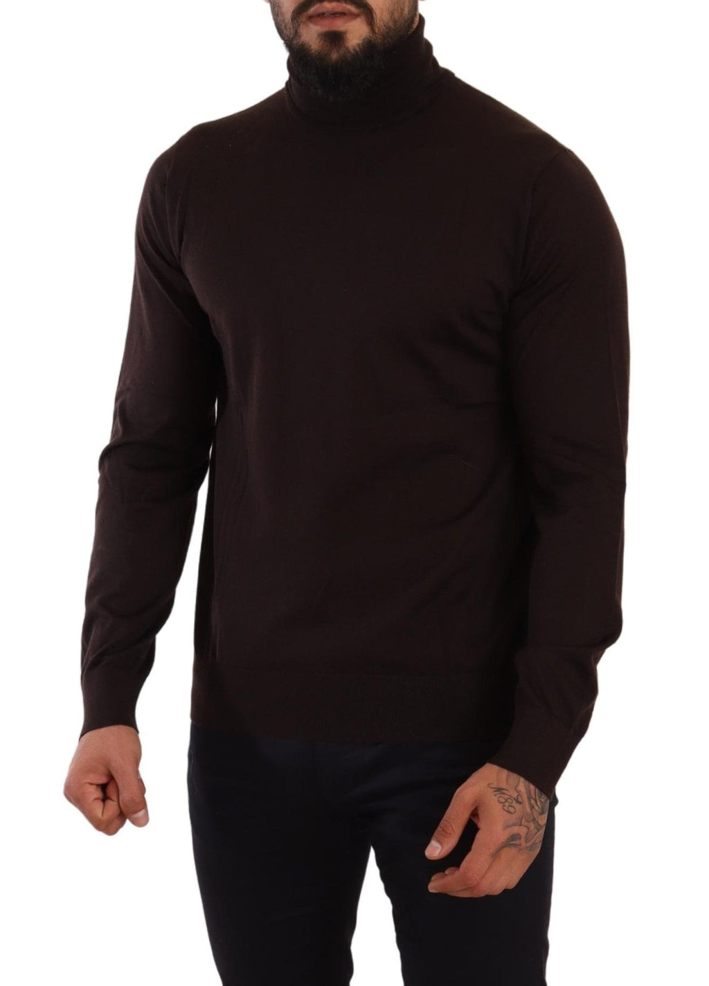 Pull en cachemire marron Dolce & Gabbana à col roulé, élégant et chaud, porté ou posé sur un fond neutre.