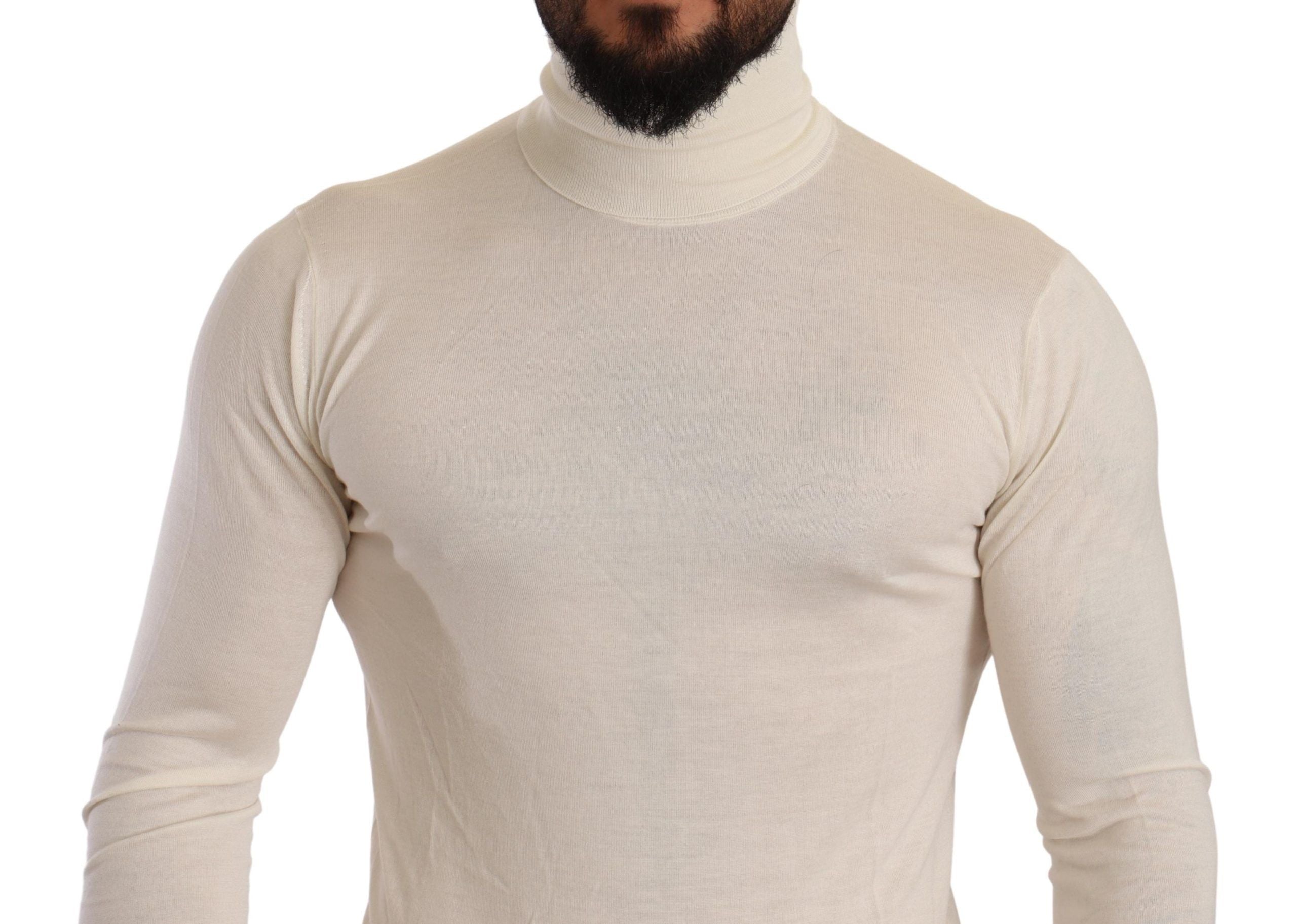 Pull en cachemire crème Dolce & Gabbana à col roulé, vêtement élégant en laine douce et chaude.