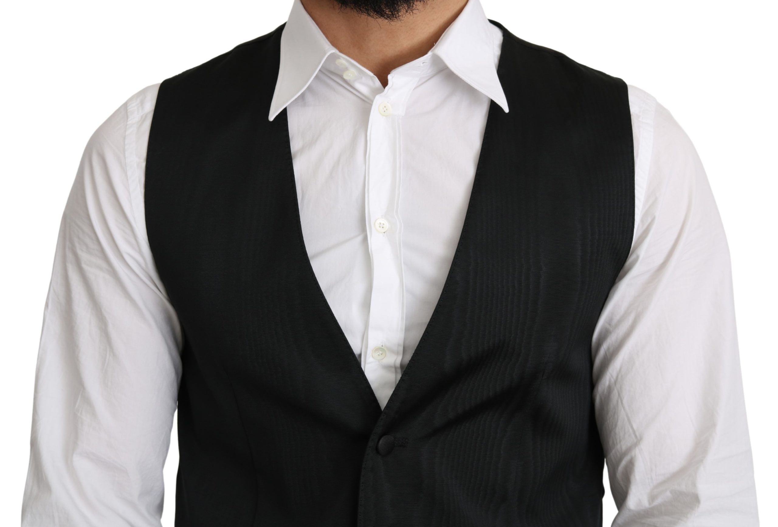 Gilet formel en soie gris de Dolce & Gabbana, veste élégante en soie à la coupe sophistiquée et texture lisse.