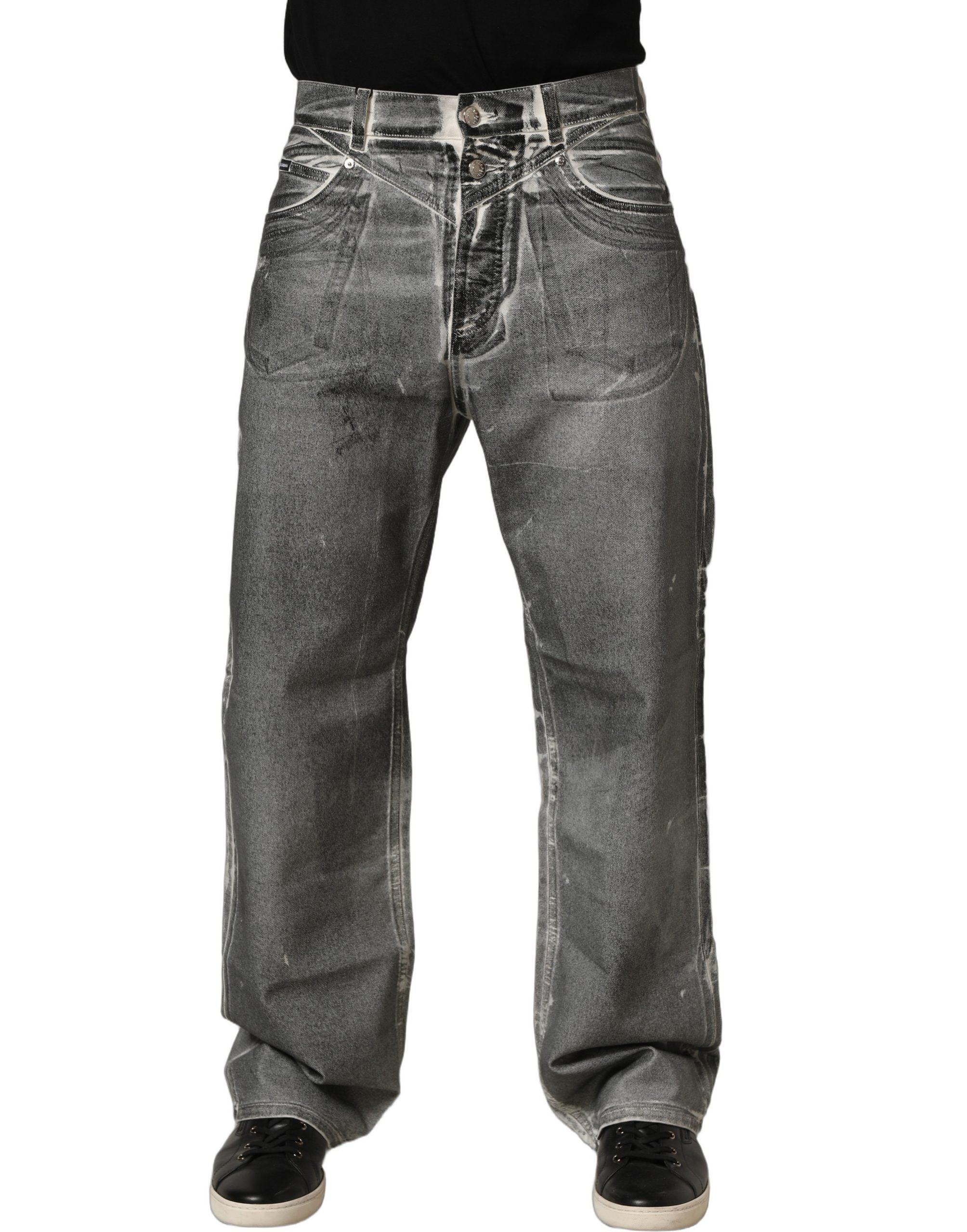 Jeans en denim gris délavé Dolce & Gabbana, coupe droite à taille mi-haute, visibles sur l'image.