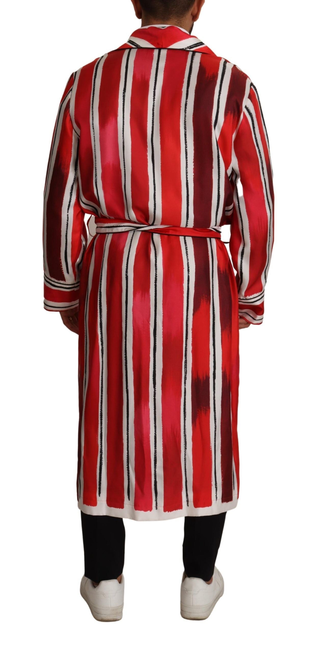 Nuit en soie Dolce & Gabbana pour homme, robe de nuit rouge et blanche à rayures, élégante et confortable.