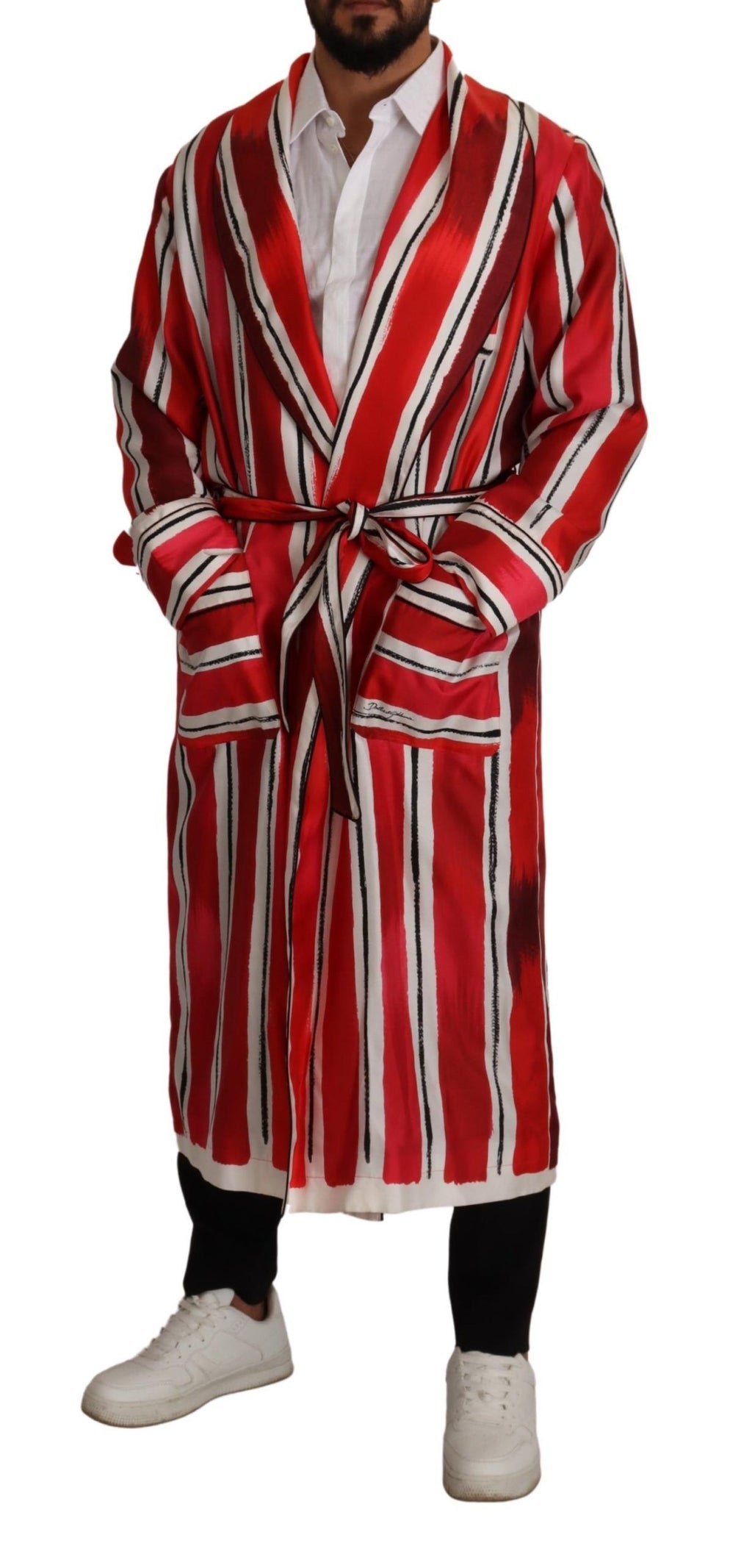 Robe de nuit homme en soie rouge et blanche à rayures de Dolce & Gabbana, élégante et confortable.
