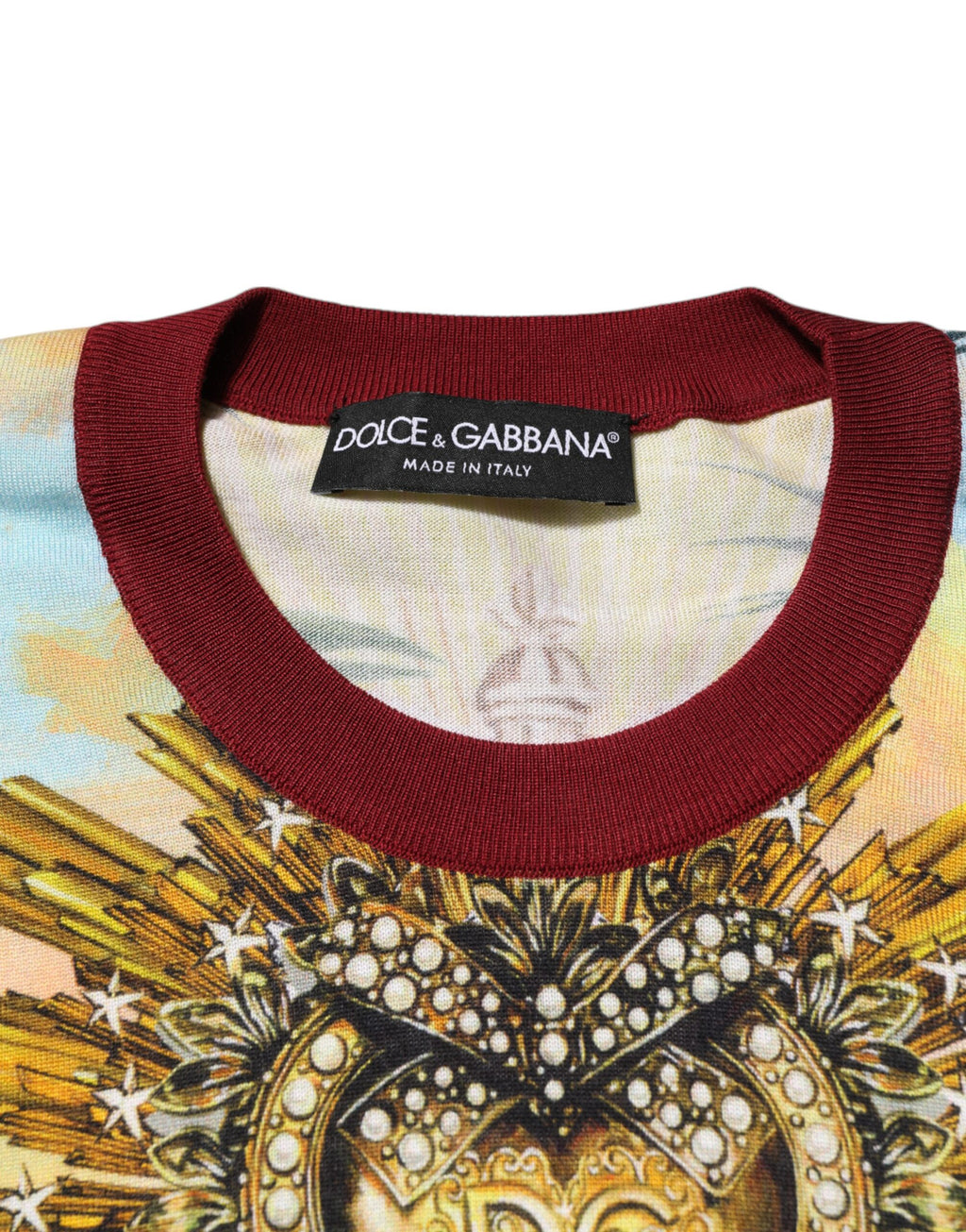 Pull en soie Dolce & Gabbana Tropical Heart Crown, motif cœur tropical, pull en maille élégant pour femmes.