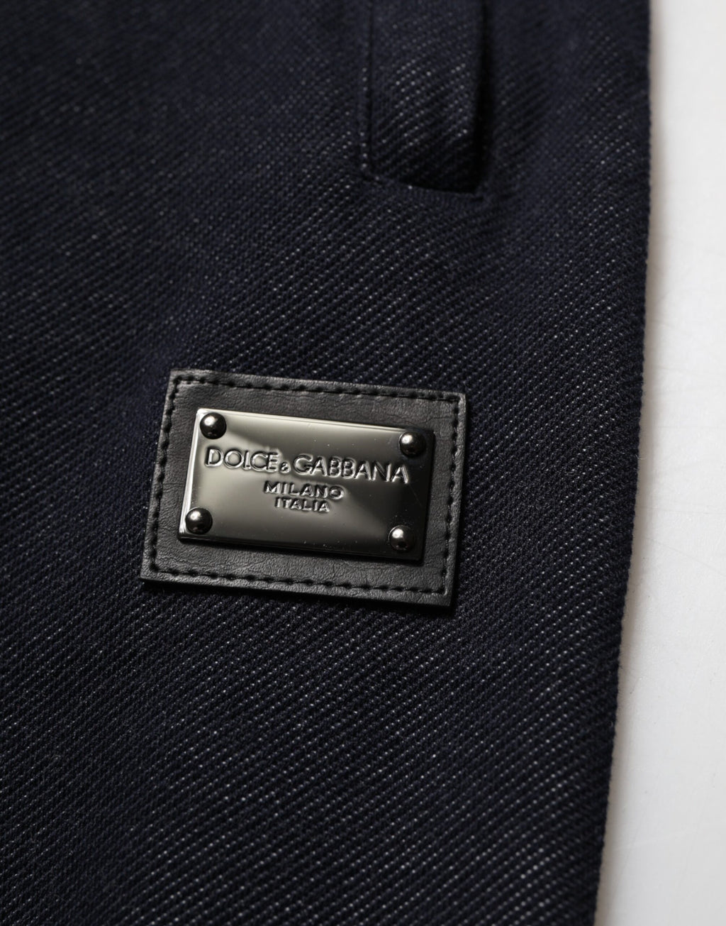 Pantalons jogger Dolce & Gabbana en coton mélangé noir avec cordon de serrage et coupe décontractée.