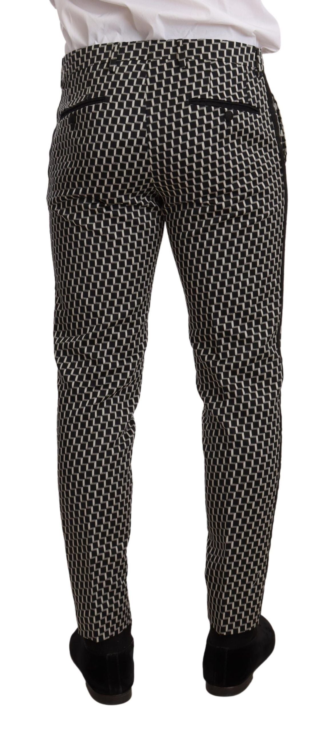 Veste, pantalon et chemise noir et blanc à carreaux de la collection Dolce & Gabbana Martini, ensemble trois pièces élégant.