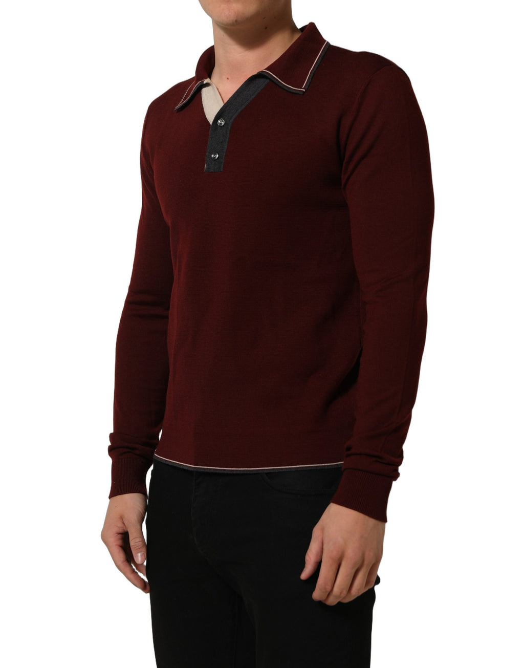 Pull à col henley en laine bordeaux de Dolce & Gabbana, sweater chaud et élégant avec détails en maille.