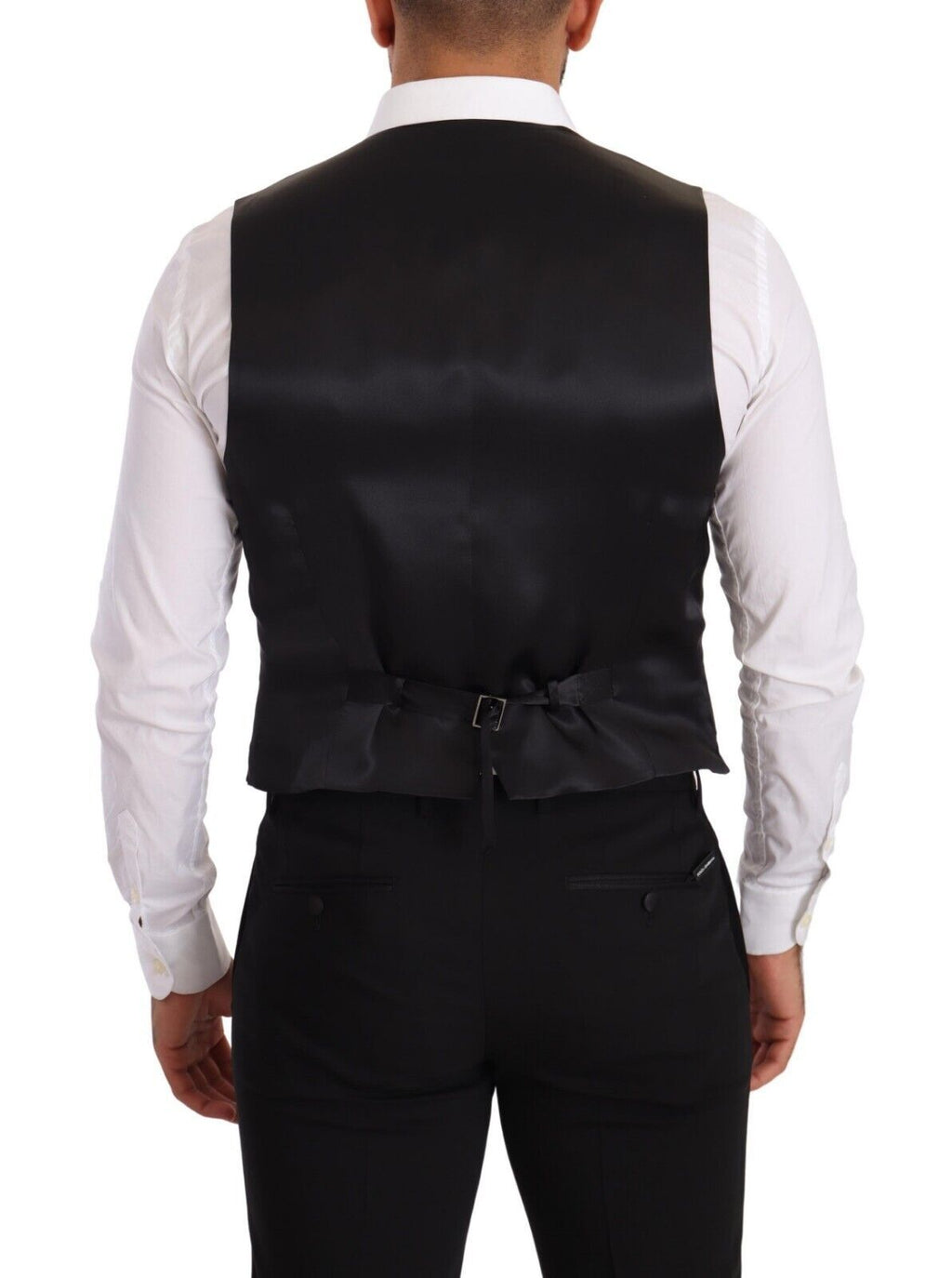 Gilet formel en soie gris de coupe slim, signé Dolce & Gabbana, avec col élégant et détails raffinés.