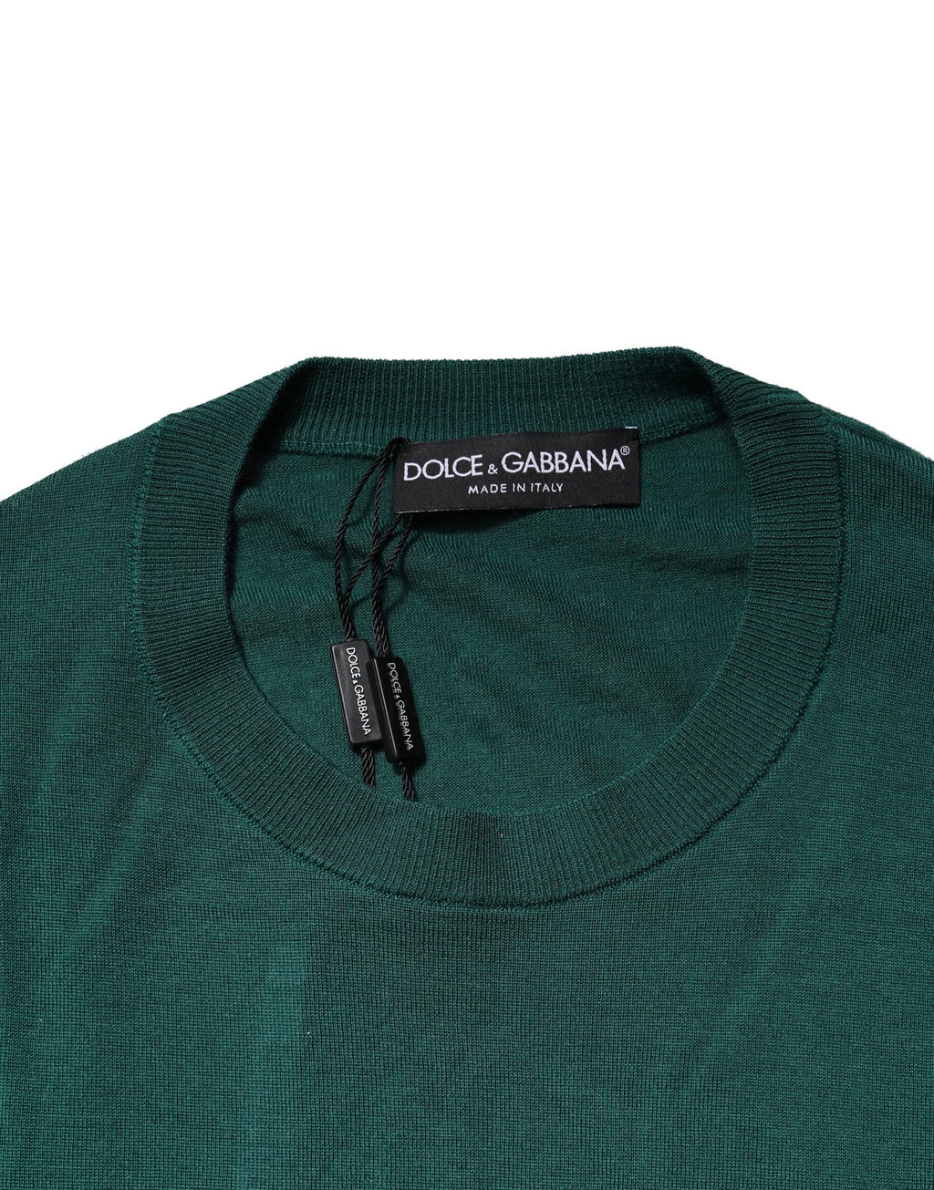 Sweatshirt en cachemire vert Dolce & Gabbana avec col rond, douceur visible, texture élégante, mode homme ou femme.