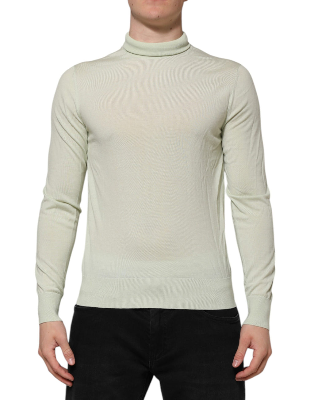 Pull en laine vert menthe Dolce & Gabbana à col roulé, image montrant le tissu doux et la coupe élégante du pull.