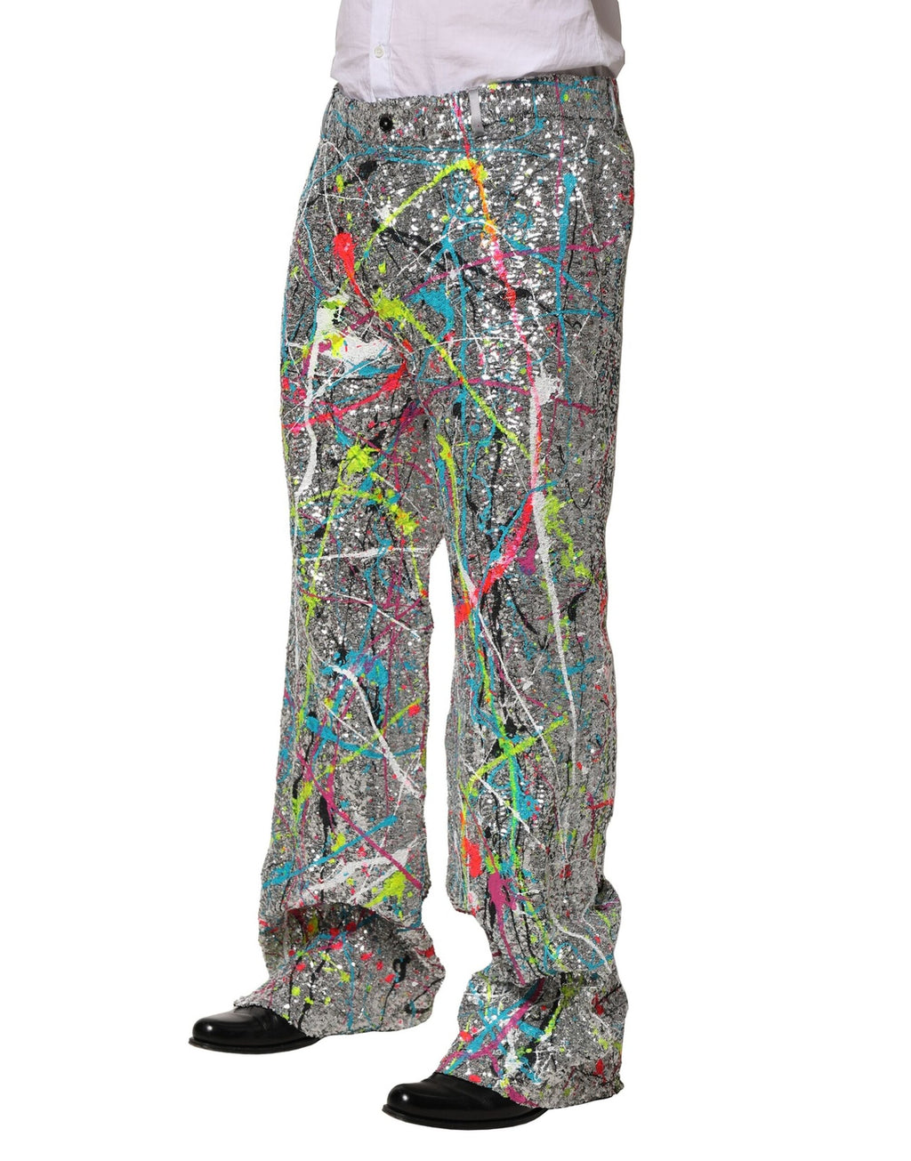 Pantalons Dolce & Gabbana ornés de sequins multicolores et décorations brillantes, mode élégante et sophistiquée.